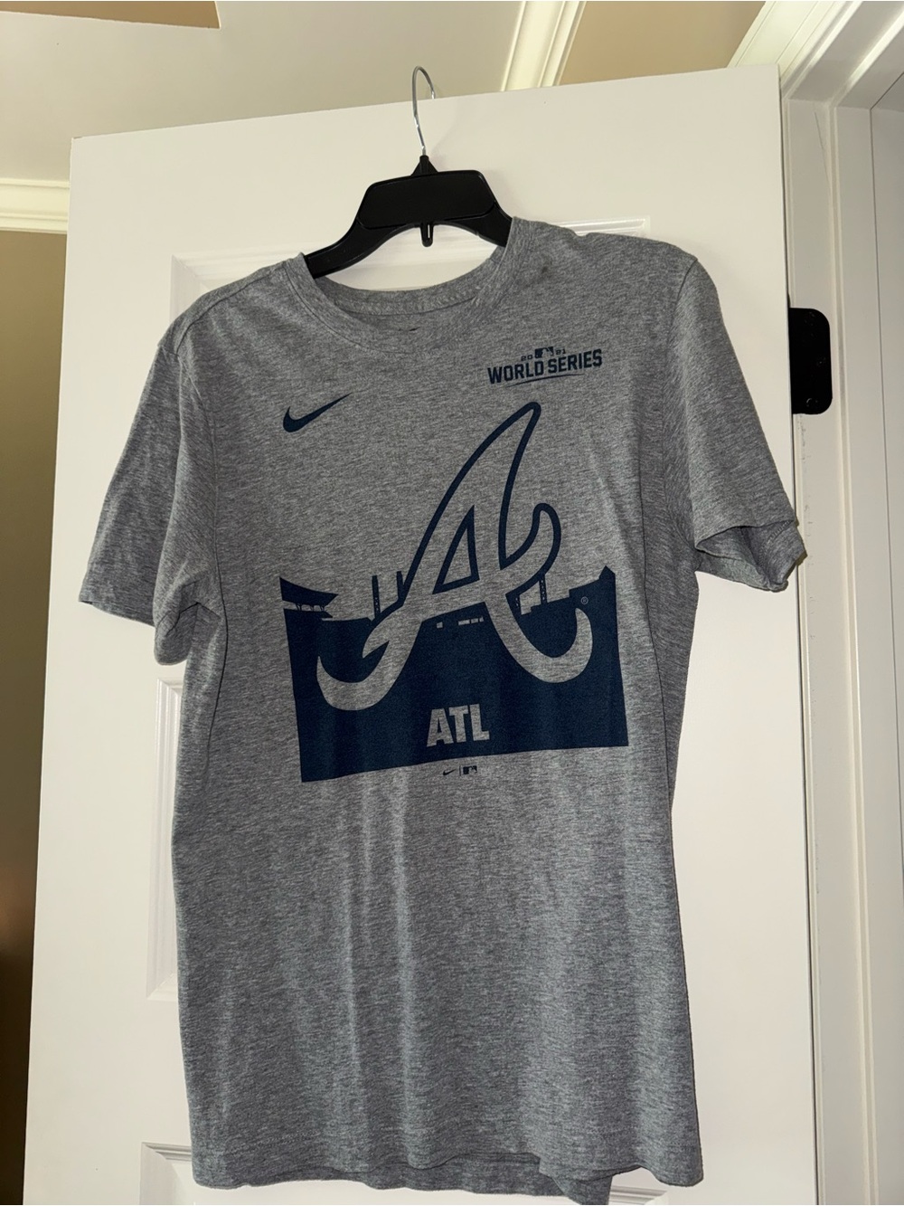 Nike Gray Atlanta Braves Graphic Short Sleeve Tee